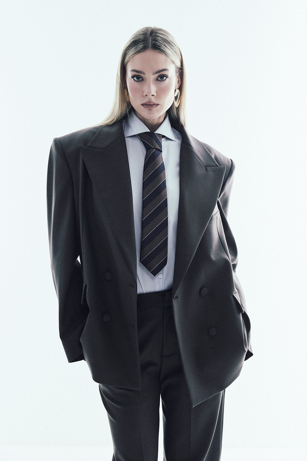 BLAZER DOPPIO PETTO CON SPALLA STRUTTURATA